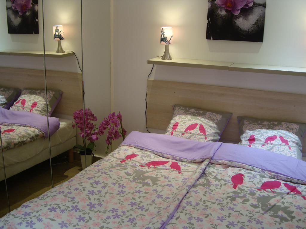 Apartment On The Croisette With Sea View Cannes Habitación foto