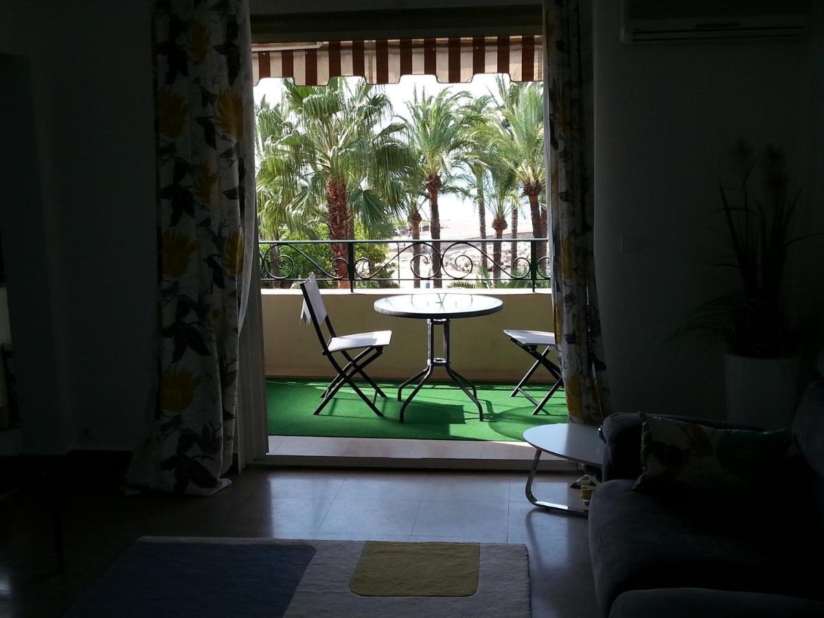 Apartment On The Croisette With Sea View Cannes Habitación foto
