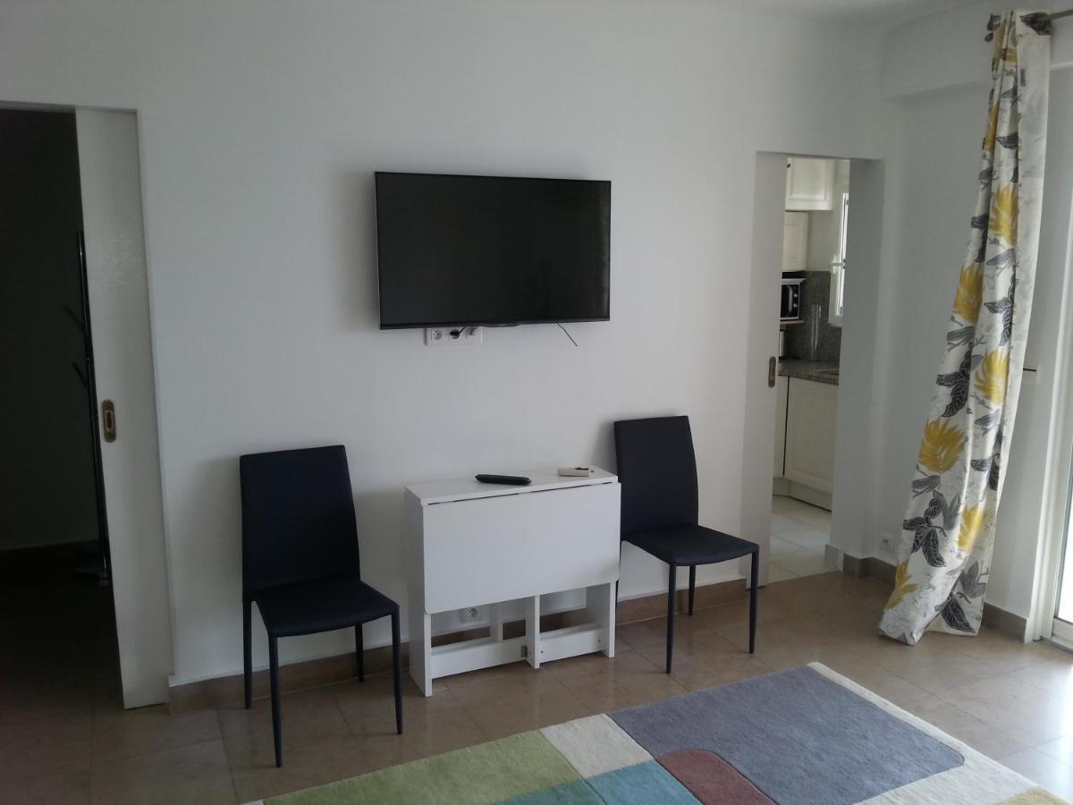 Apartment On The Croisette With Sea View Cannes Habitación foto